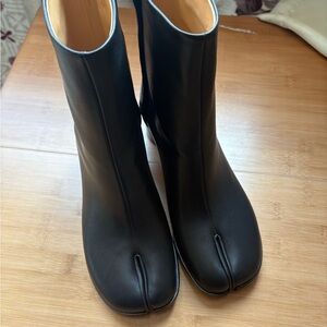 Maison Martin Margiela Black Tabi Heeled Boots